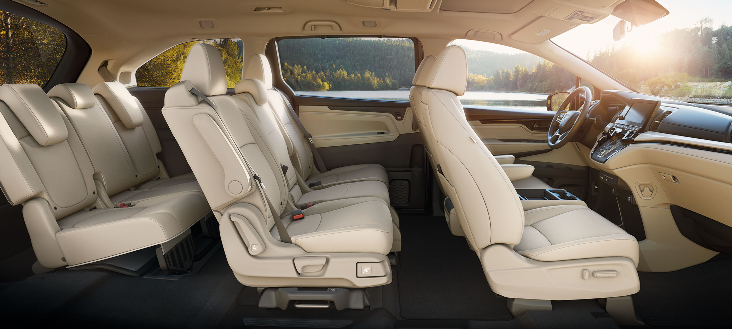Hyundai 7 местный Odyssey